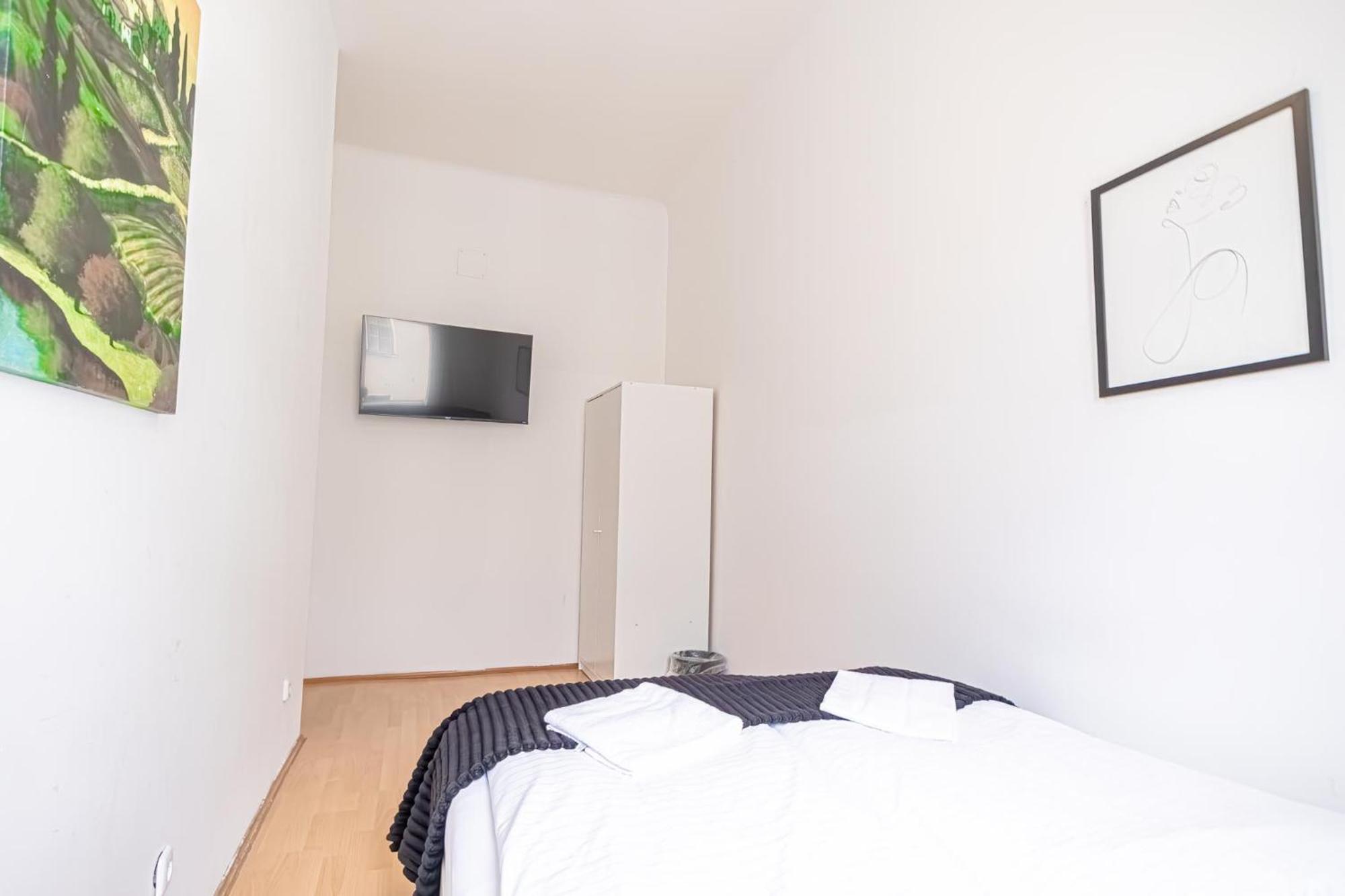 Sweet 3Br Shared Apt Near Wiener Stadthalle & Central Kültér fotó
