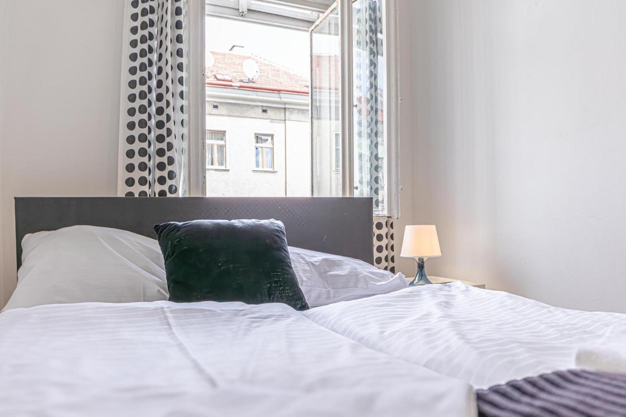 Sweet 3Br Shared Apt Near Wiener Stadthalle & Central Kültér fotó